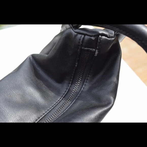 French connections cross body bag - Picture 6 of 8